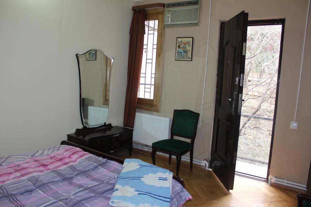 Old District Guest House Tbilissi Chambre photo