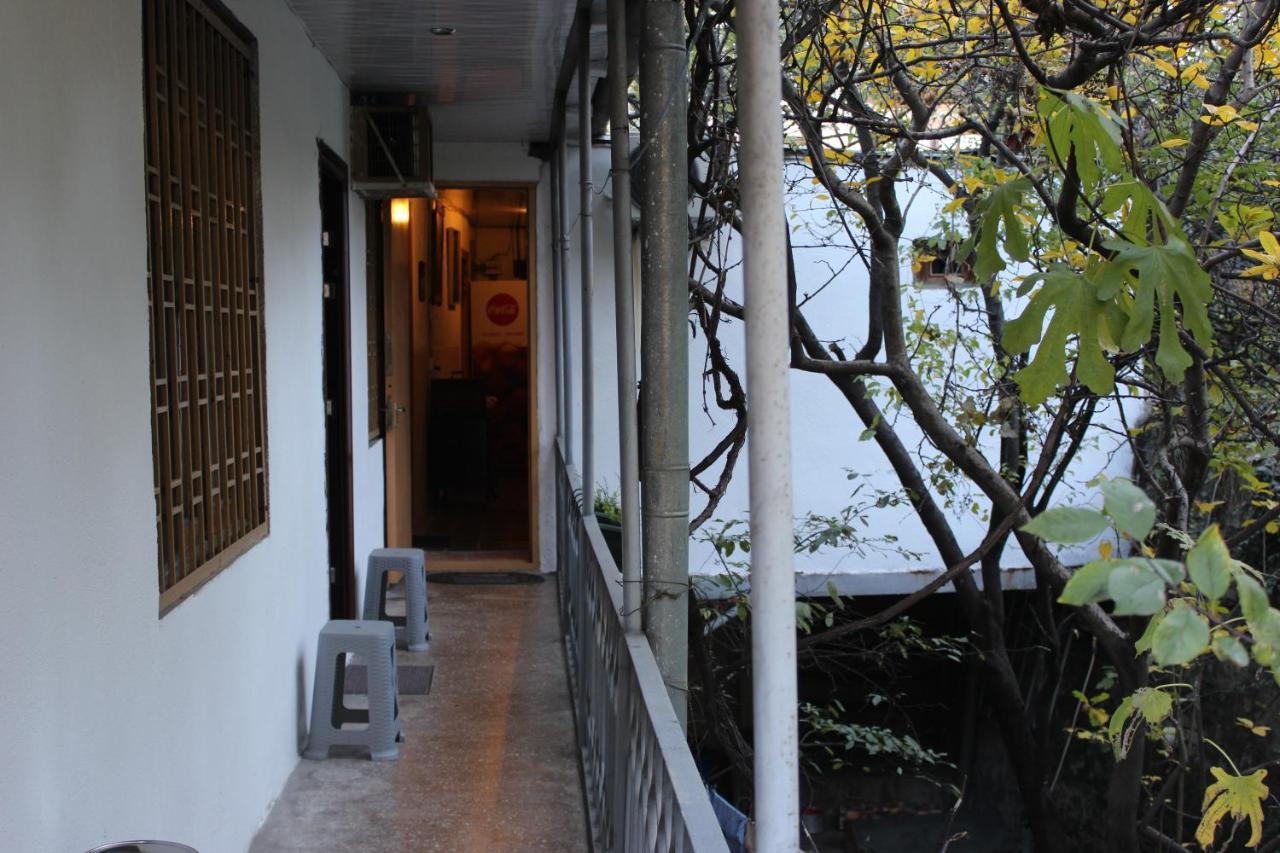 Old District Guest House Tbilissi Extérieur photo