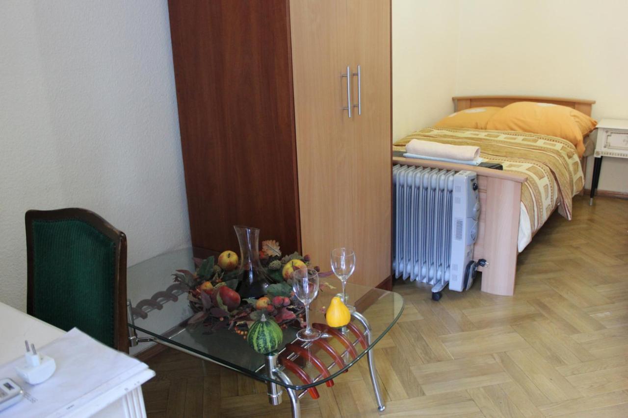 Old District Guest House Tbilissi Extérieur photo